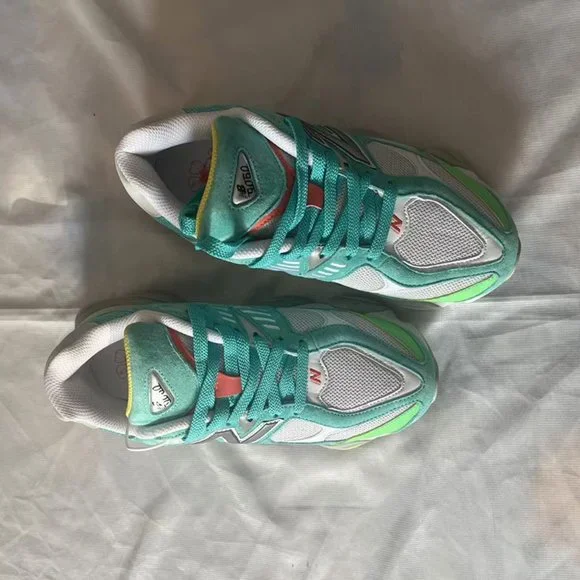 New Balance 9060 DTLR Cyan Burst Unisex Sneakers With box